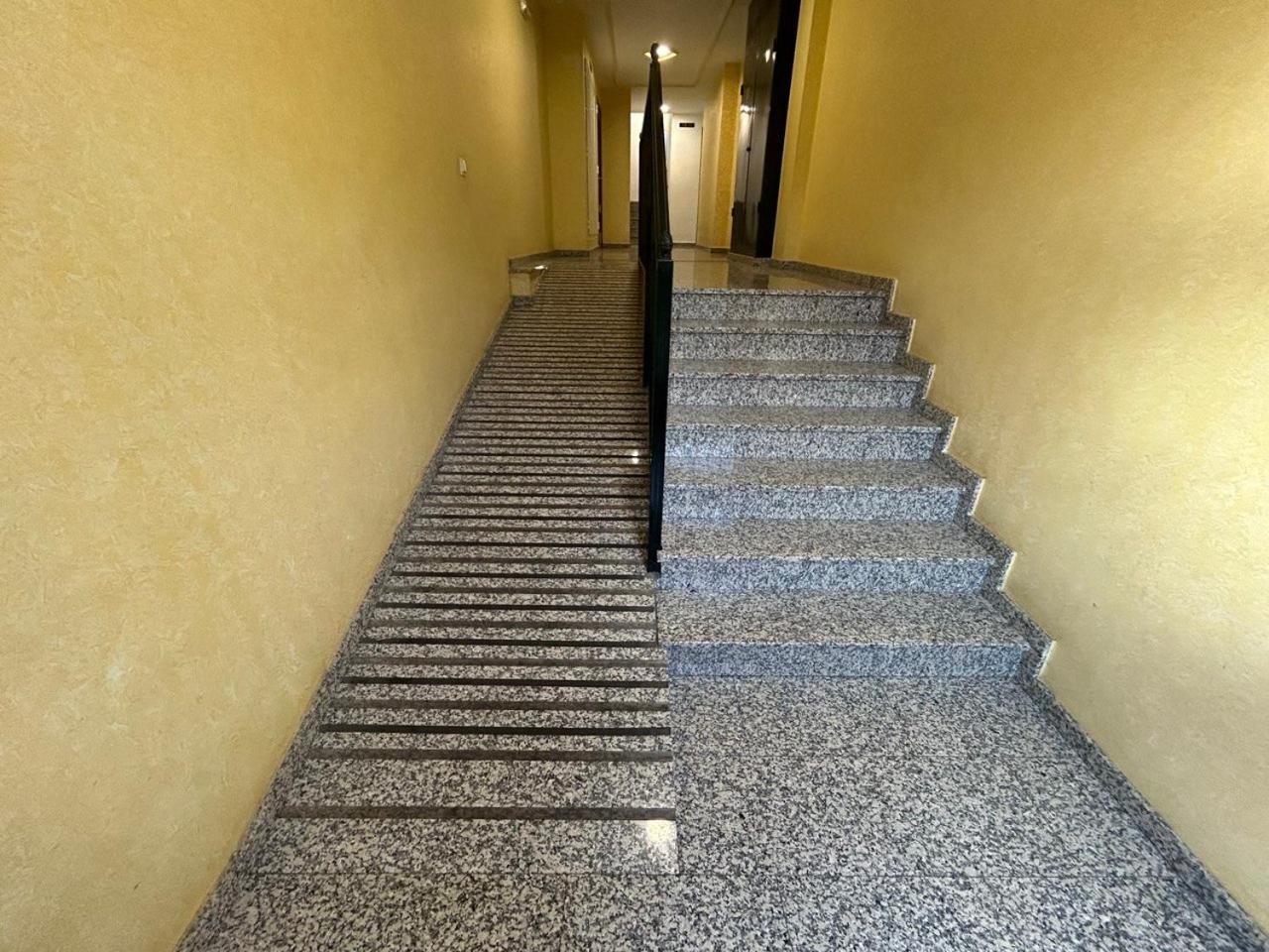 Atico Lägenhet Tomelloso Exteriör bild